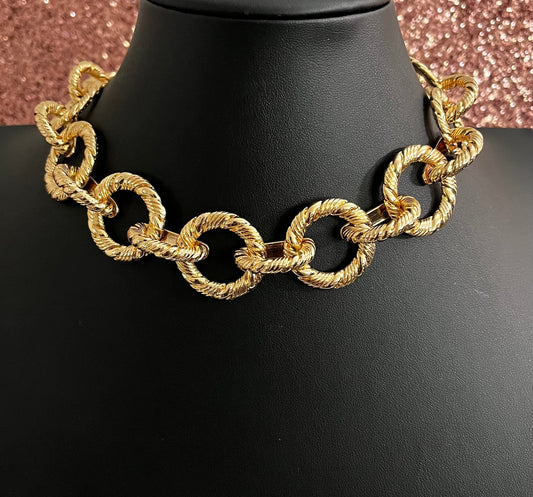 Gold ringed Necklace